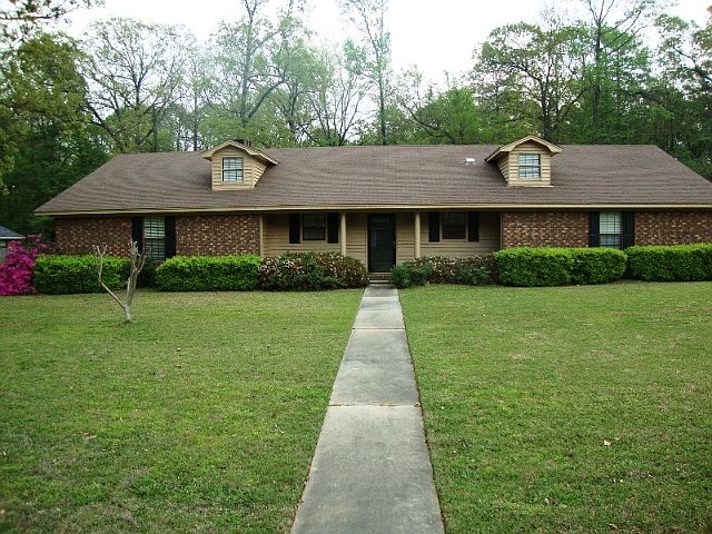 1st image of 908 Aquila Dr