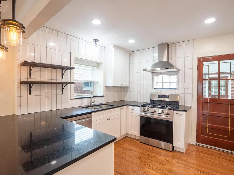 5011 McCausland Ave — Photo 7