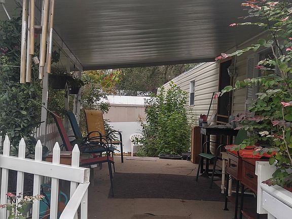 3rd image of 55 N Greenway Dr