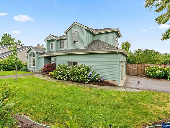 2nd image of 2394 NW Kinderman Dr