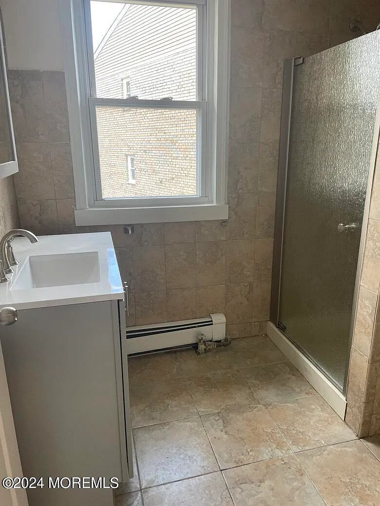 1 bed, 1659 sqft, $2,000 — Photo 4