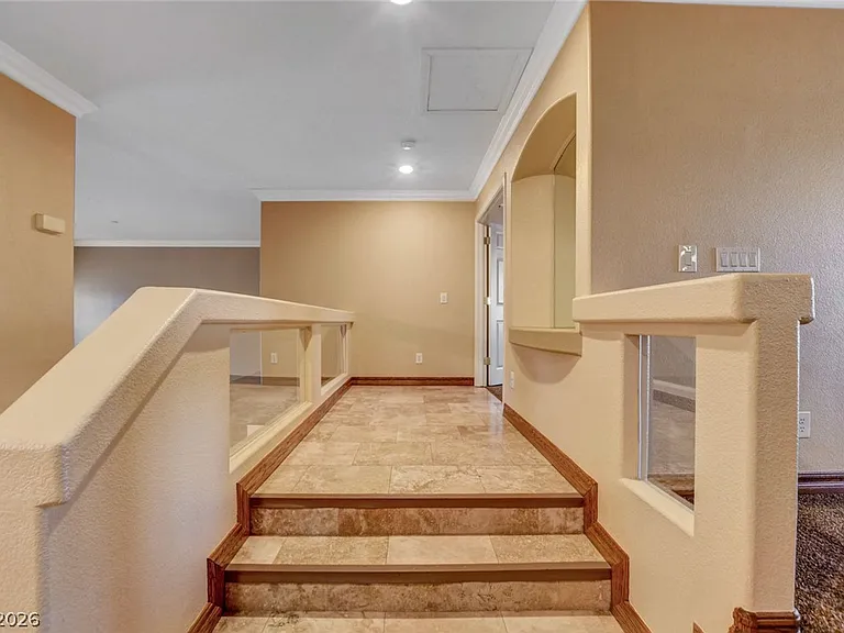 6734 Coronado Crest Ave — Photo 32