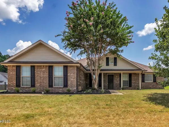 7692 Brierfield Dr E, Southaven, MS 38672