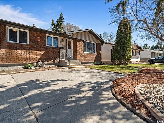 3rd image of 46 Hammond ROAD
