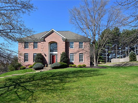 2nd image of 317 Abbey Brook Ln