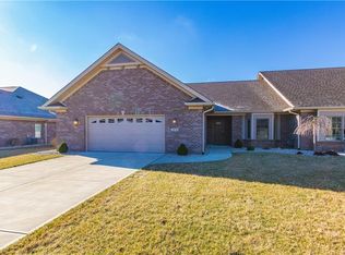 4973 Delray Dr, Columbus, IN 47203