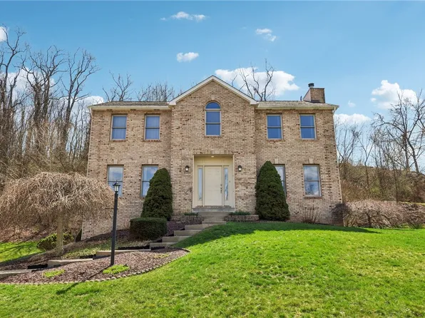 365 Cobblestone Cir, Mc Kees Rocks, PA 15136