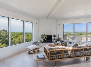 9 S Dubois Dr, Montauk, NY 11954