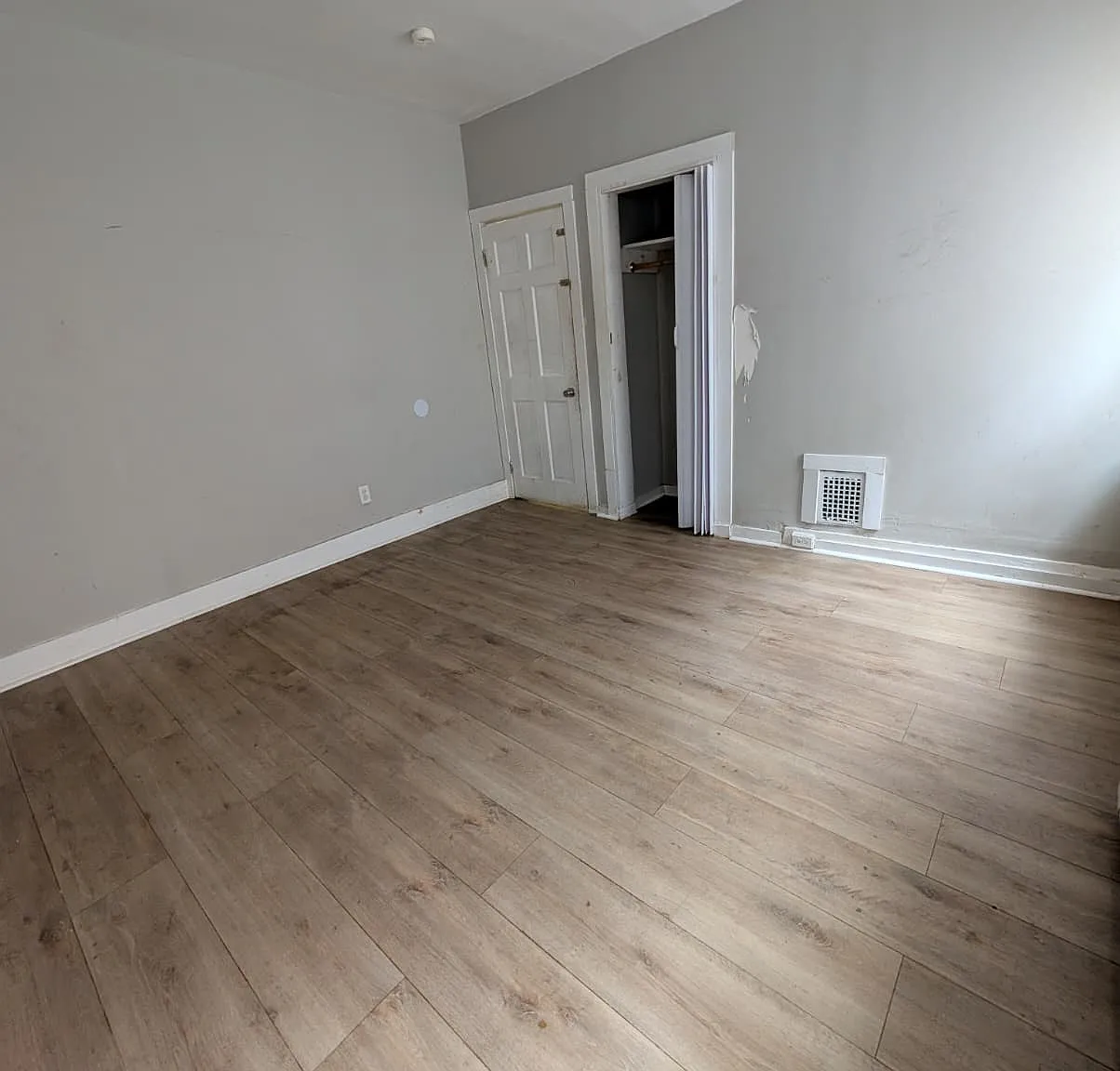 1 bed, $1,400 — Photo 3