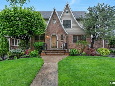 1305 Dickerson Rd, Teaneck, NJ, 07666