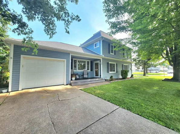 180 Sylvia Street, Platteville, WI 53818