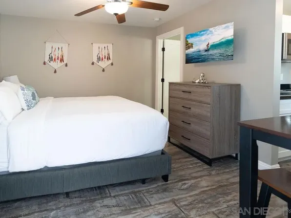 841 Beryl St #841A, San Diego, CA 92109