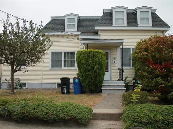 11 Foster St, Woburn, MA 01801