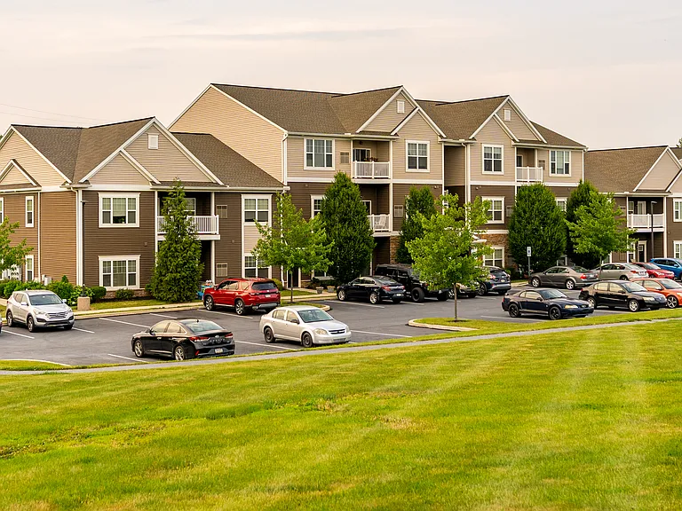Holly Tree Apartments — Photo 18