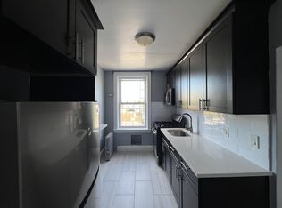 130 W 47th St #45E, Bayonne, NJ 07002
