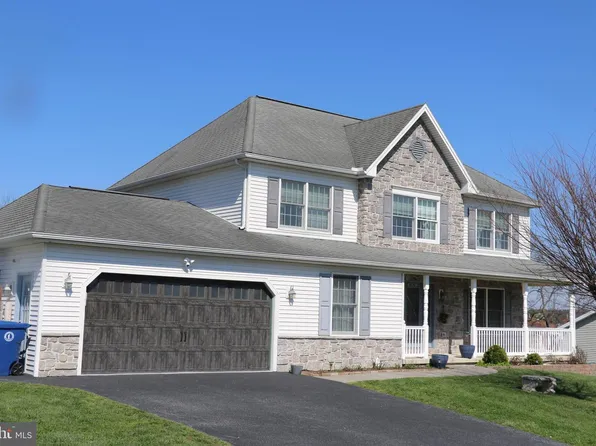 6102 Fireside Cir, Harrisburg, PA 17109