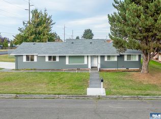 1535 W 7th St, Port Angeles, WA
