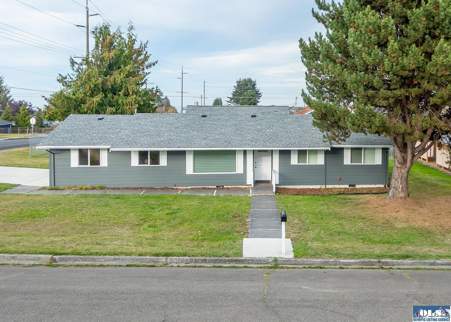 1535 W 7th St photo 1