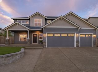 282 SW Mount Saint Helens St, McMinnville, OR 97128