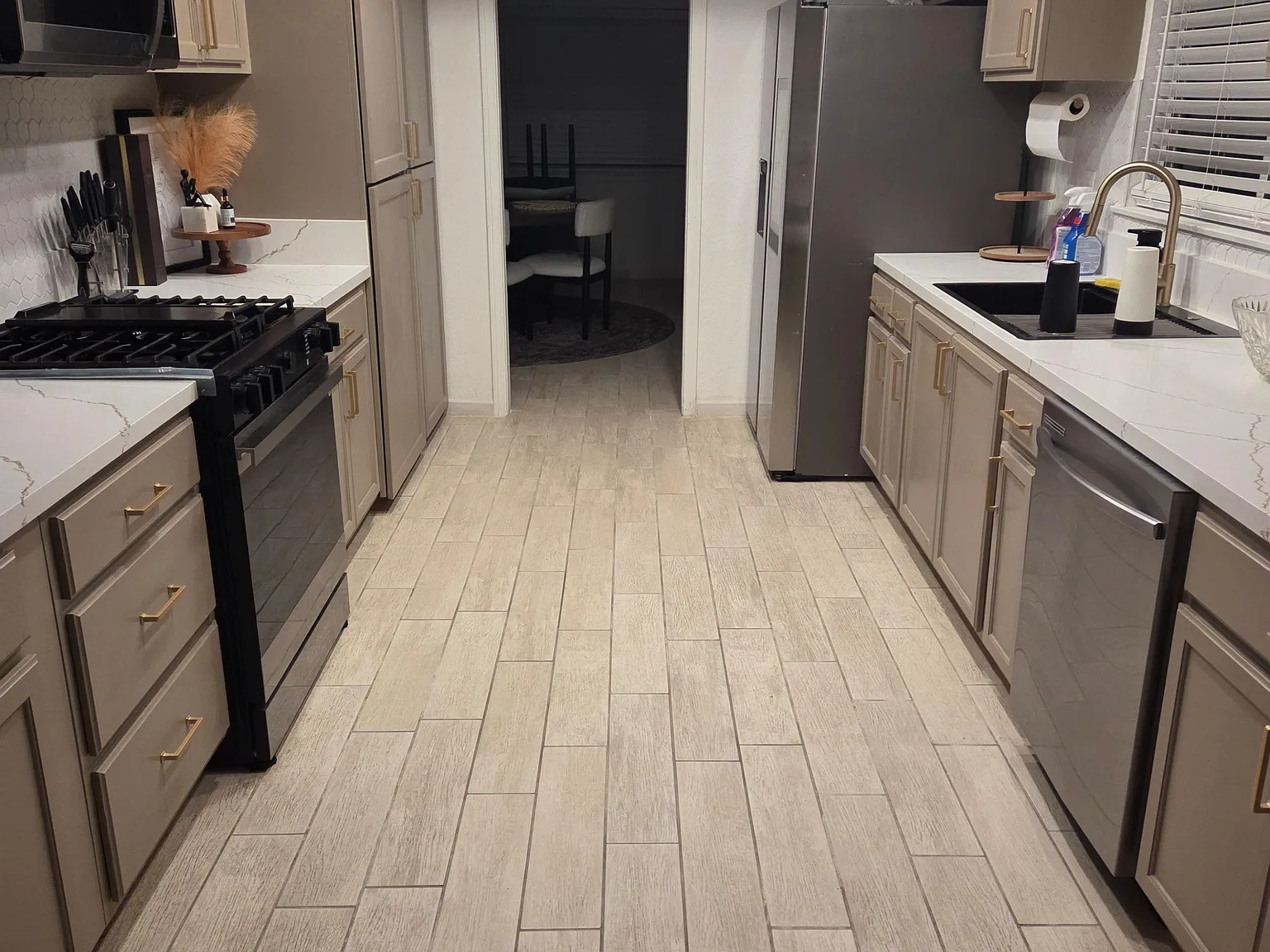 1 bed, 3.0 bath, 2339 sqft, $1,819 — Photo 3