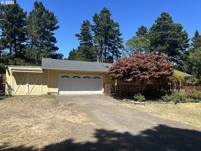 2061 45th St, Florence, OR, 97439