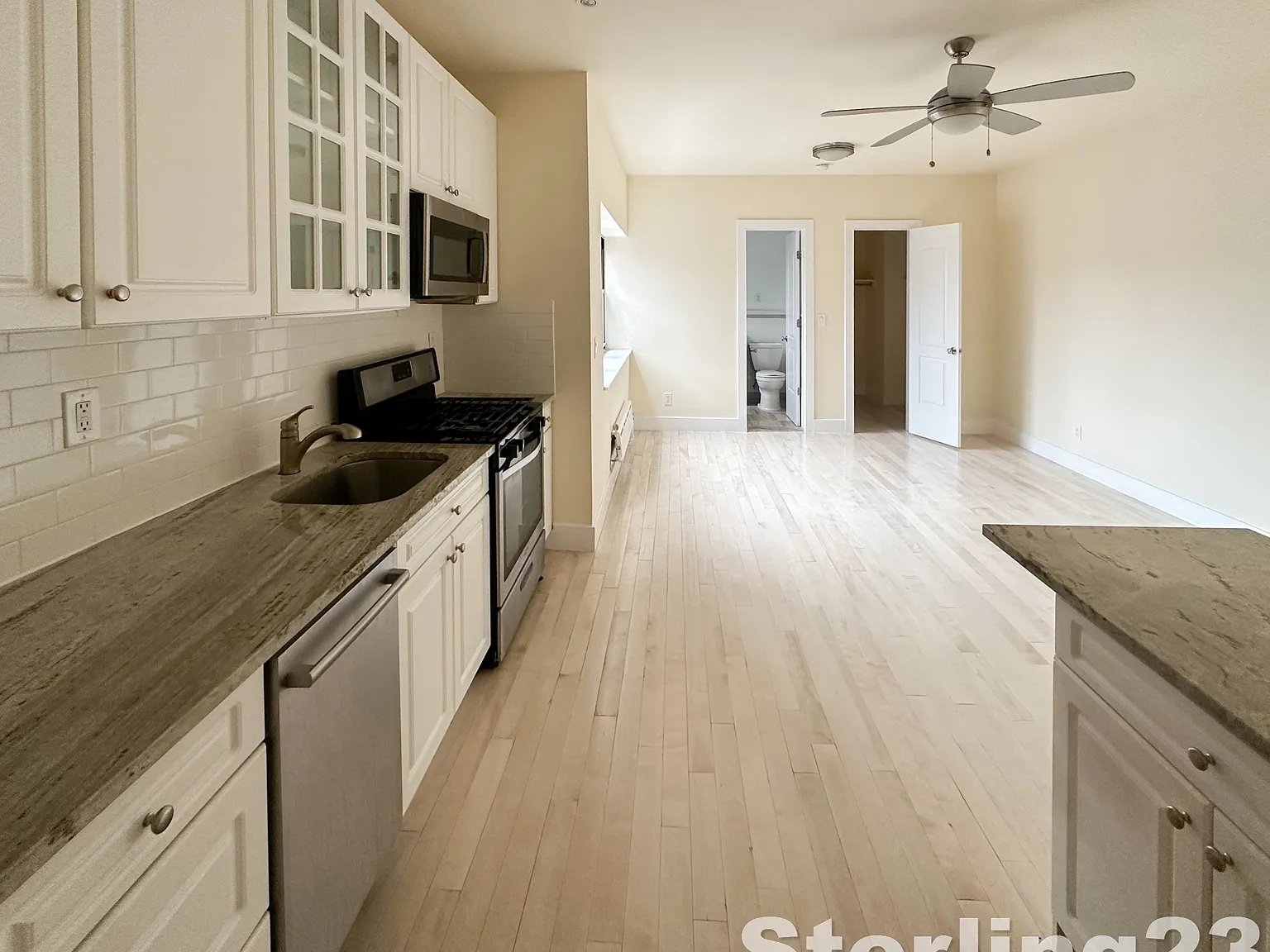 210 Brighton 15th St — Photo 3