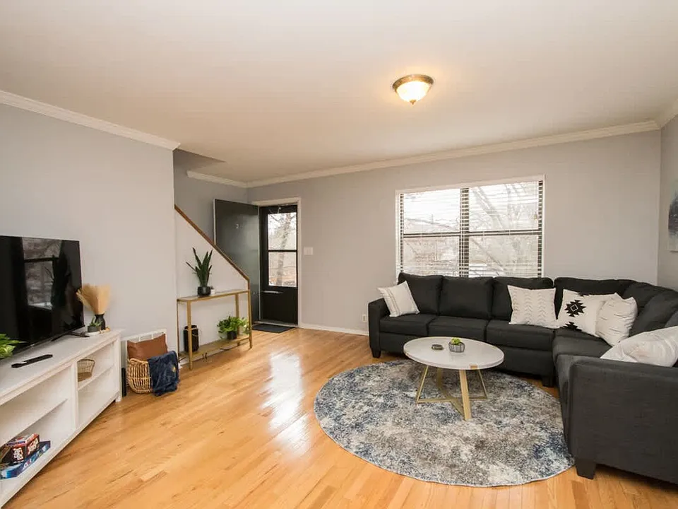 615 Biltmore Ave #2-ID1597140P