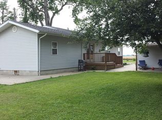 107 N 4th St, Mount Ayr, IN 47964