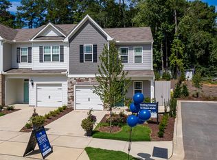 606 Oakbrook Pass Way #2, Fuquay Varina, NC 27526