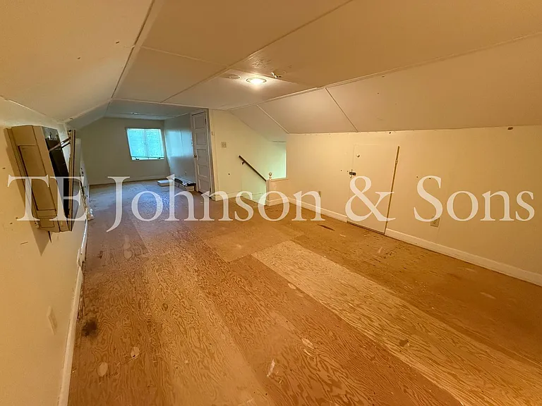 5535 Robinhood Rd — Photo 32
