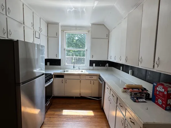 829 Orange St #3R, New Haven, CT 06511