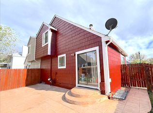 1000 Townley Cir, Longmont, CO 80501