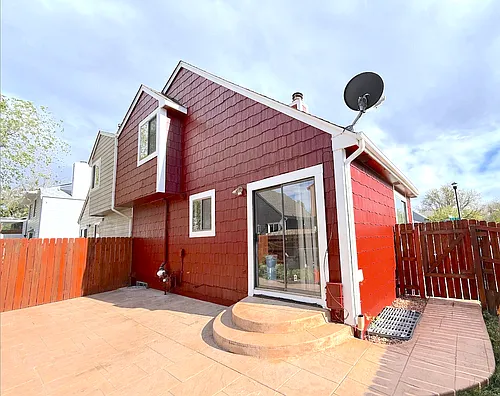 1000 Townley Cir Photo 1