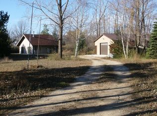 1044 W Darbee Rd, Caro, MI 48723