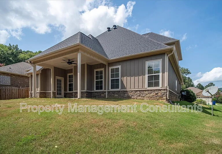 2903 Magnolia Park Dr SE — Photo 4
