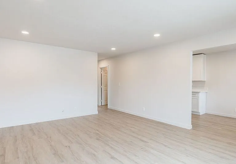 317 Tremont St #5 — Photo 2
