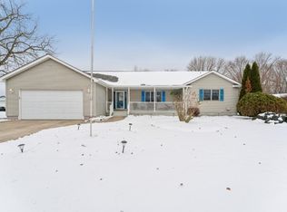 52458 N Ridge Rd, Vermilion, OH 44089