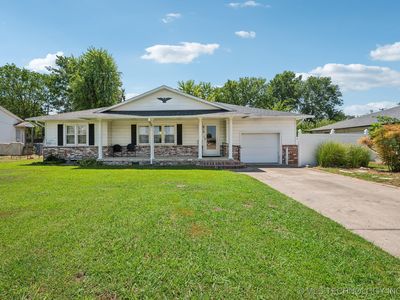 810 SE 9th St, Pryor, OK, 74361