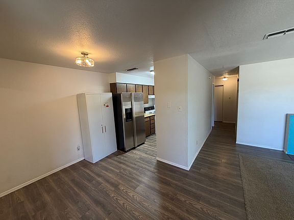 2nd image of 14 Bent Tree Rd APT A