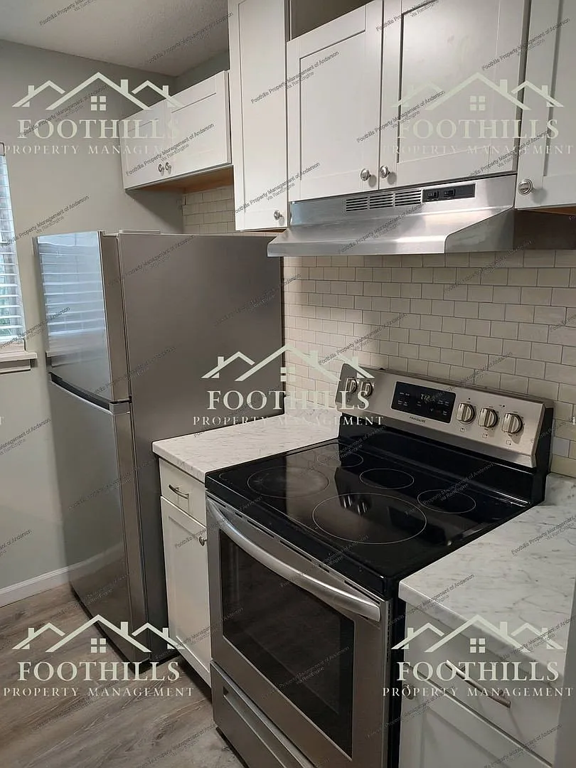 2 bed, 1.5 bath, 1050 sqft, $1,195 — Photo 4