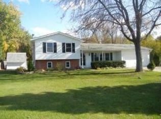 1N703 Prince Crossing Rd, West Chicago, IL 60185