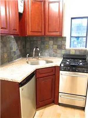 Rented by FirstService Realty (legacy) | media 36