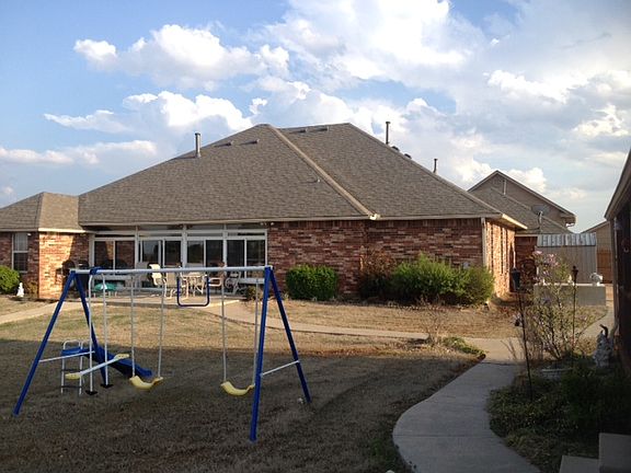 5th image of 305 Teri Ln