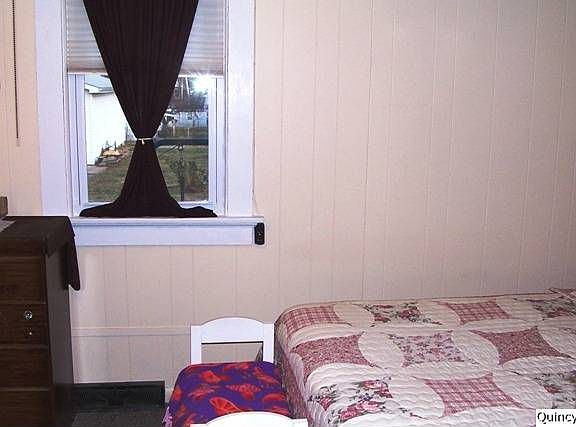 Home for Sale in Quincy, IL $41,500