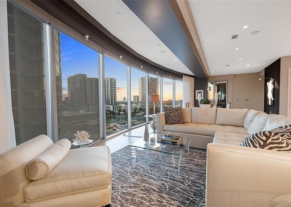 1st image of 1600 Post Oak Blvd Unit 1106