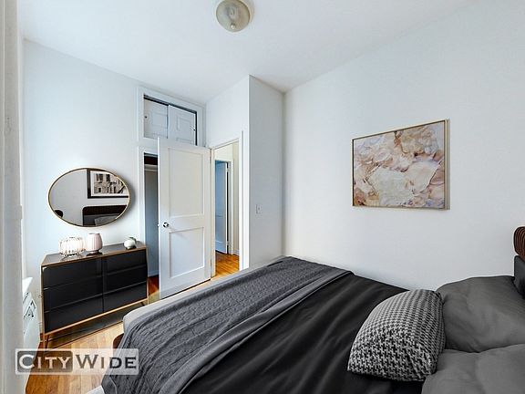 4th image of 443 W 51st St #2RW