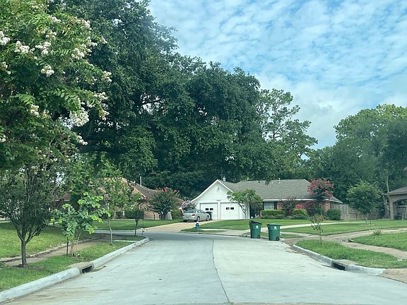 4th image of 5822 Silver Forest Dr