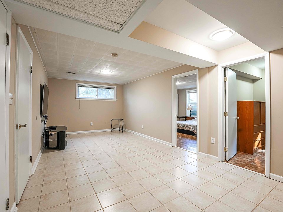 Living and dining space