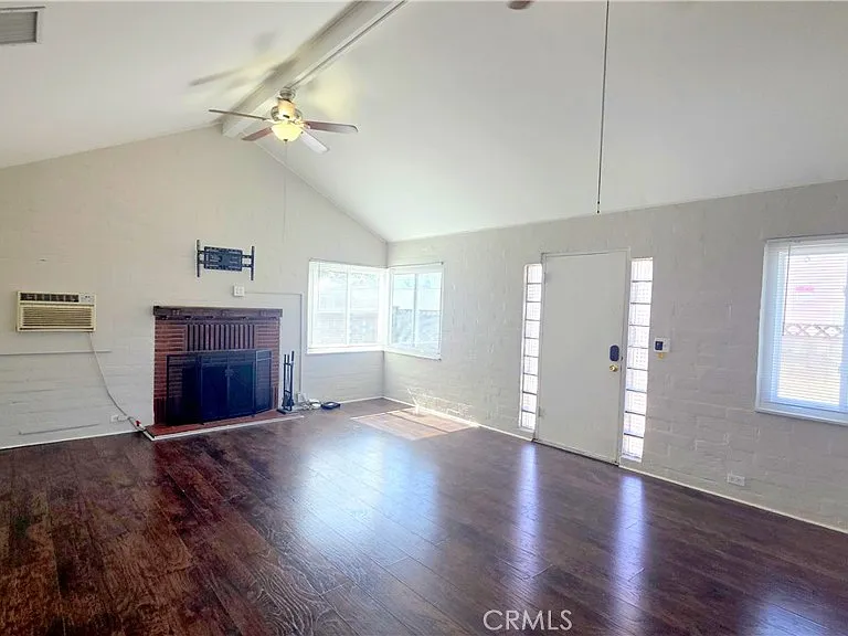 445 1/2 E Puente St — Photo 2