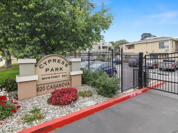 820 Casanova Ave APT 34, Monterey, CA 93940